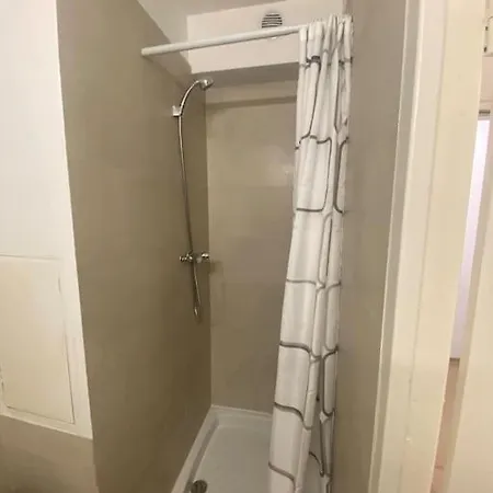 La Foux Proche Centre Faitiere Apartment *